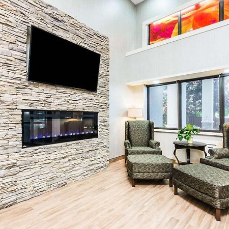 Comfort Inn Owen Sound Bagian luar foto