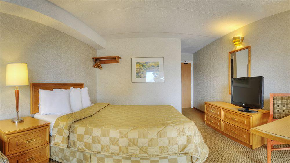 Comfort Inn Owen Sound Bagian luar foto