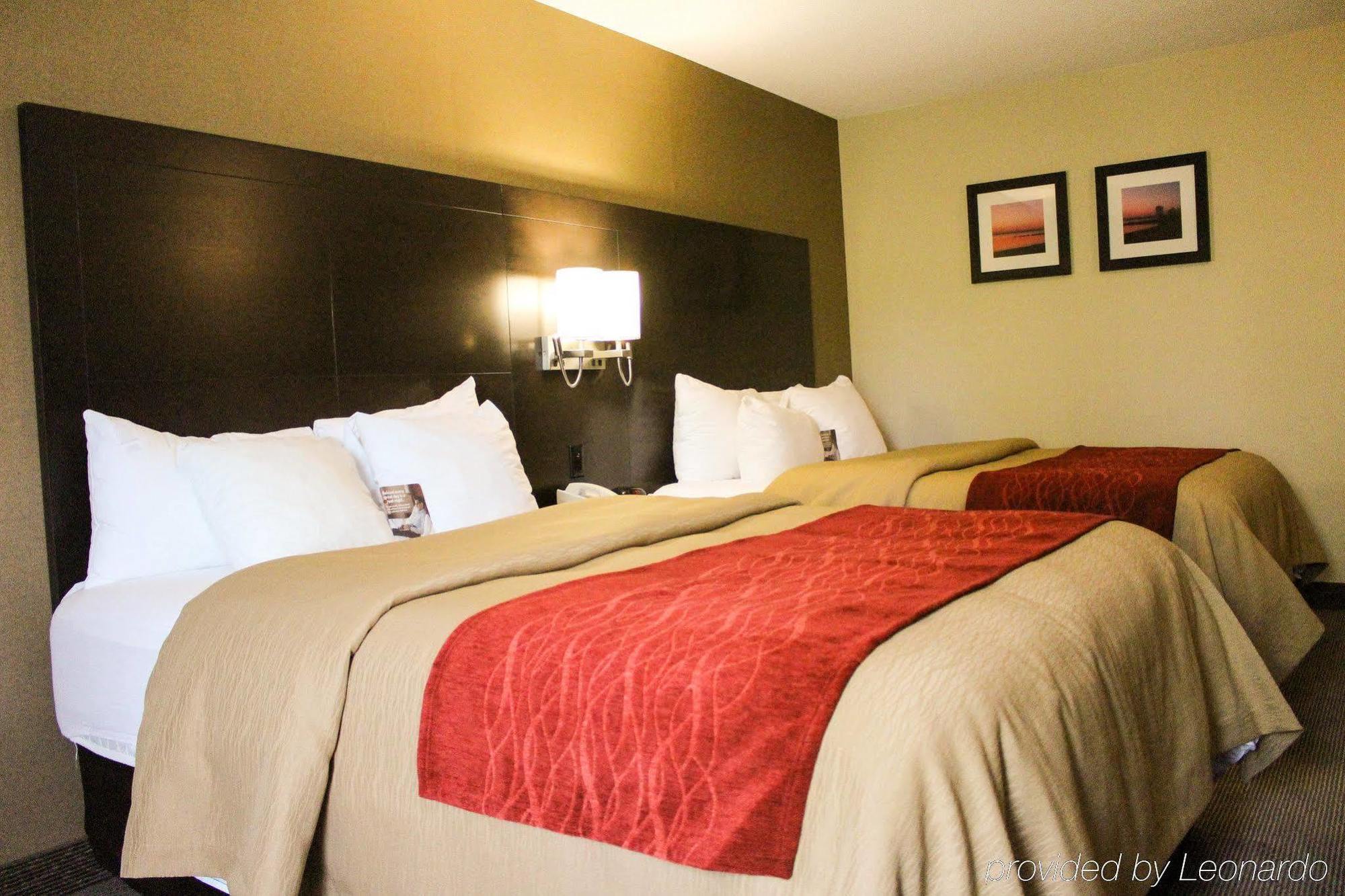 Comfort Inn Owen Sound Bagian luar foto