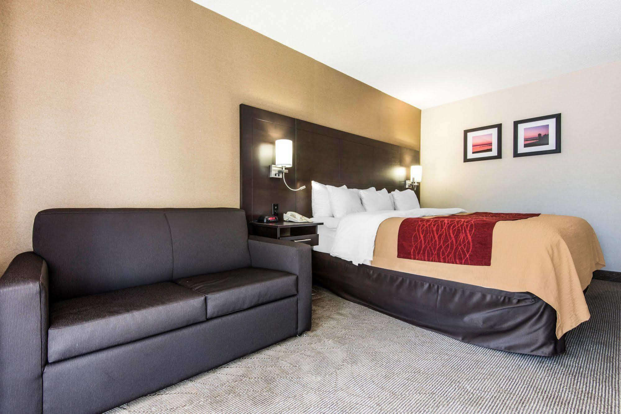Comfort Inn Owen Sound Bagian luar foto