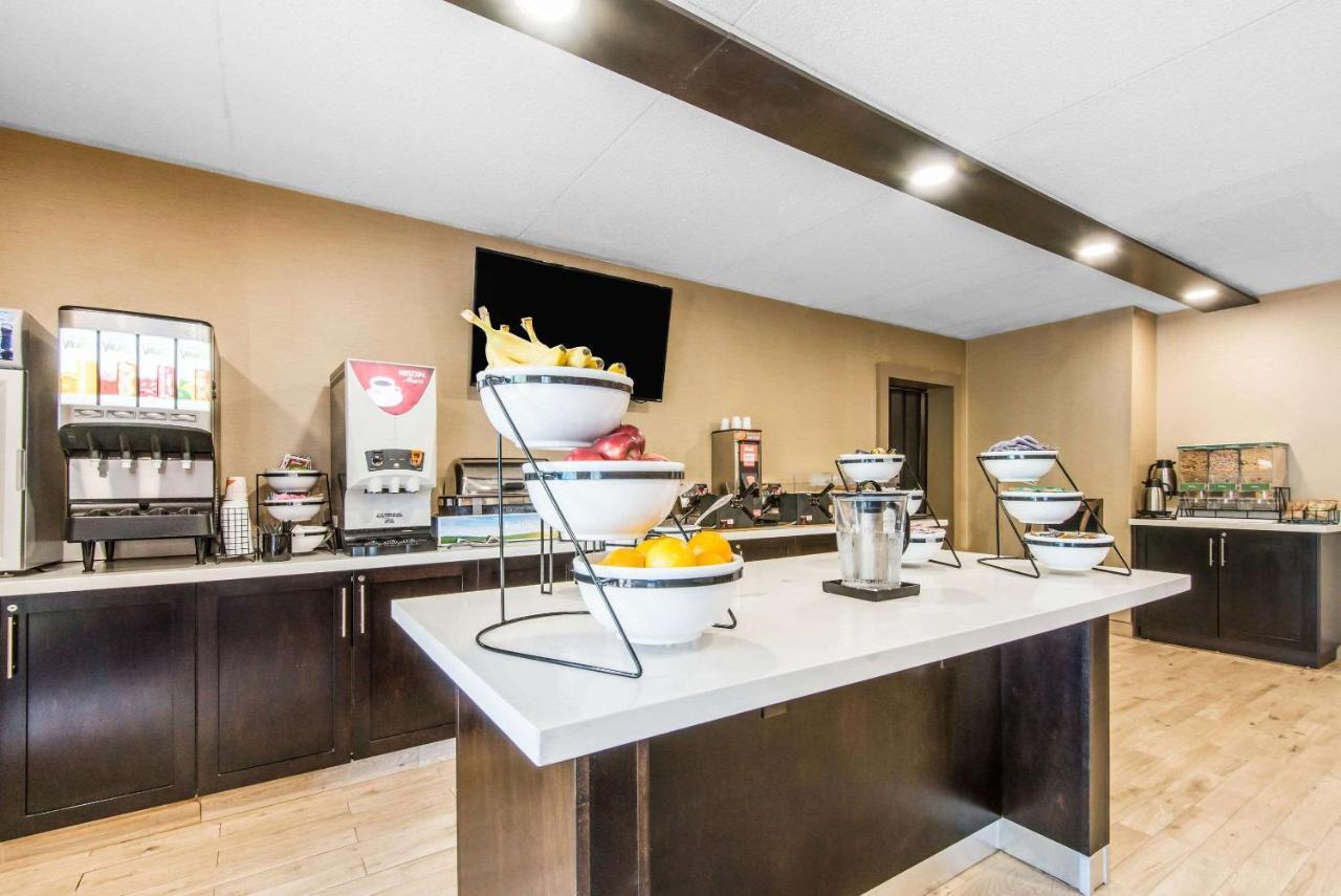 Comfort Inn Owen Sound Bagian luar foto