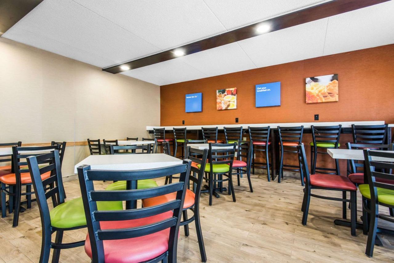 Comfort Inn Owen Sound Bagian luar foto