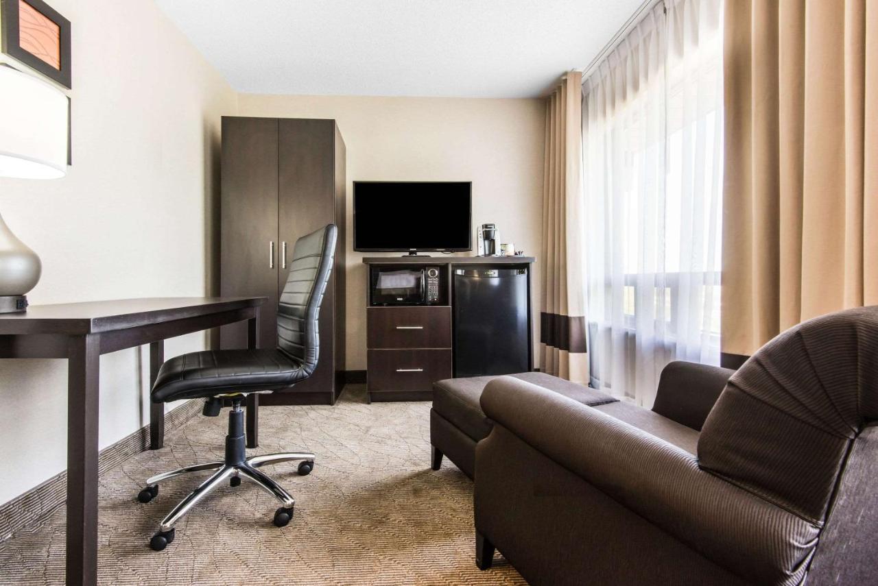 Comfort Inn Owen Sound Bagian luar foto