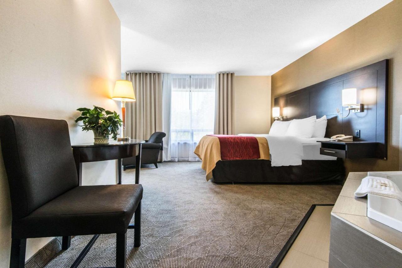 Comfort Inn Owen Sound Bagian luar foto