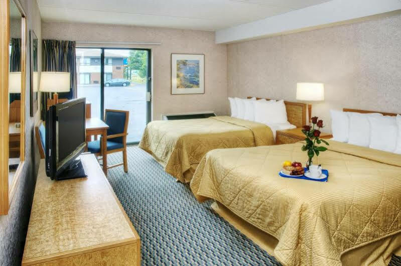 Comfort Inn Owen Sound Bagian luar foto