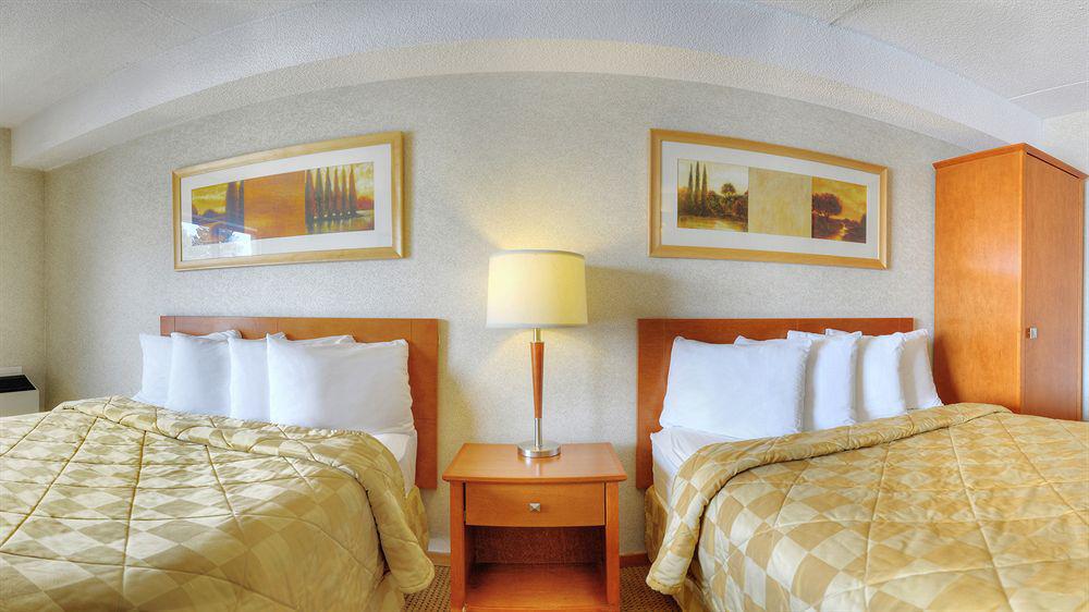 Comfort Inn Owen Sound Bagian luar foto